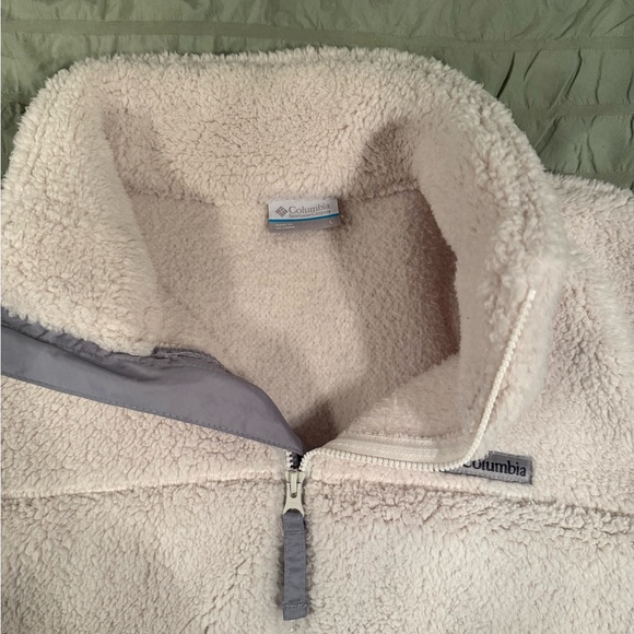 Colombia Zip Up - Picture 2 of 4